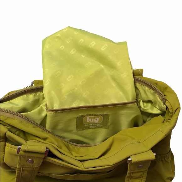 Lug Promenade Full Tote-Green - Picture 8 of 13